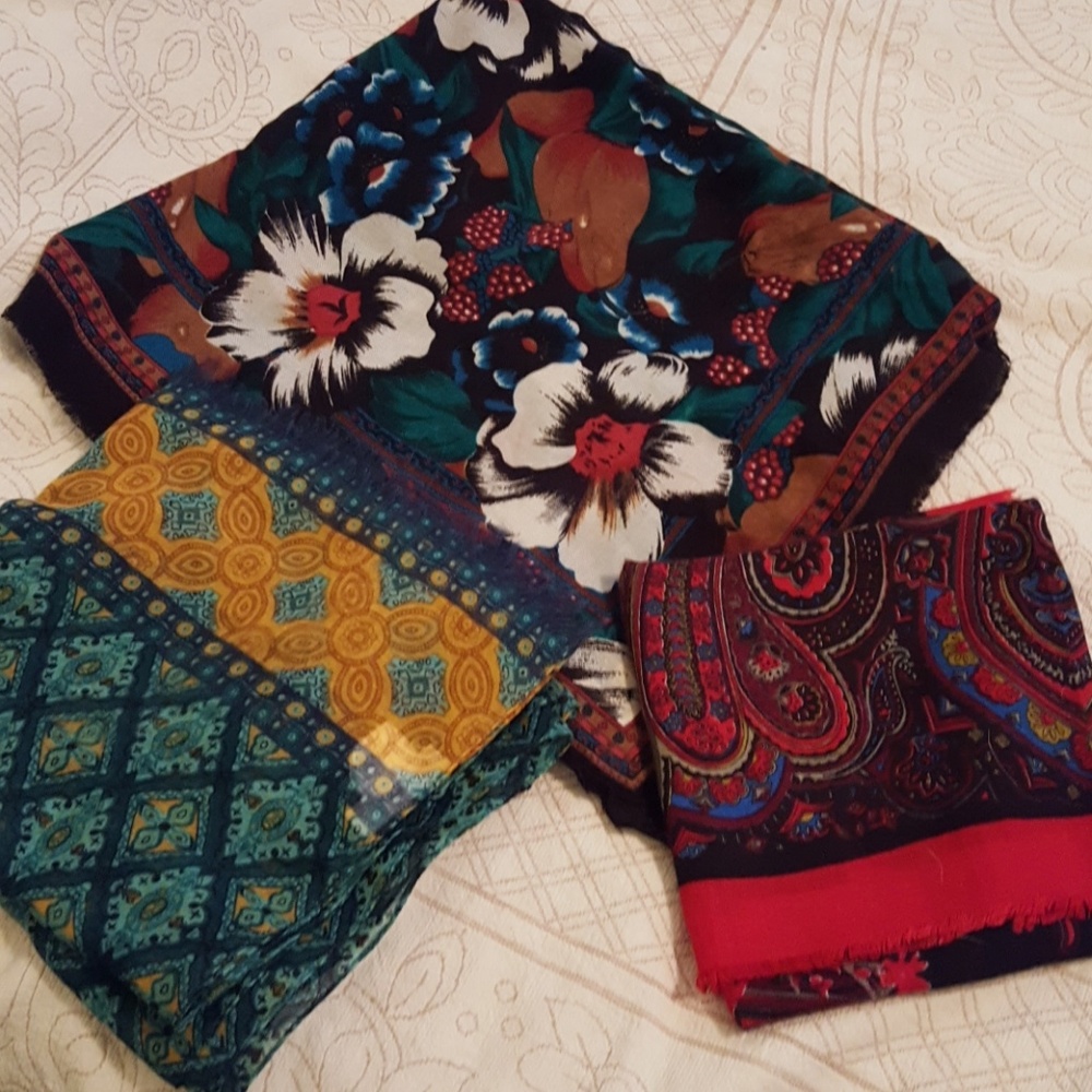 Scarfs